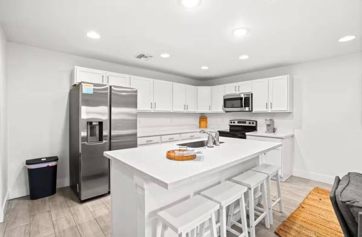 565 LilacWest Palm Beach - picture