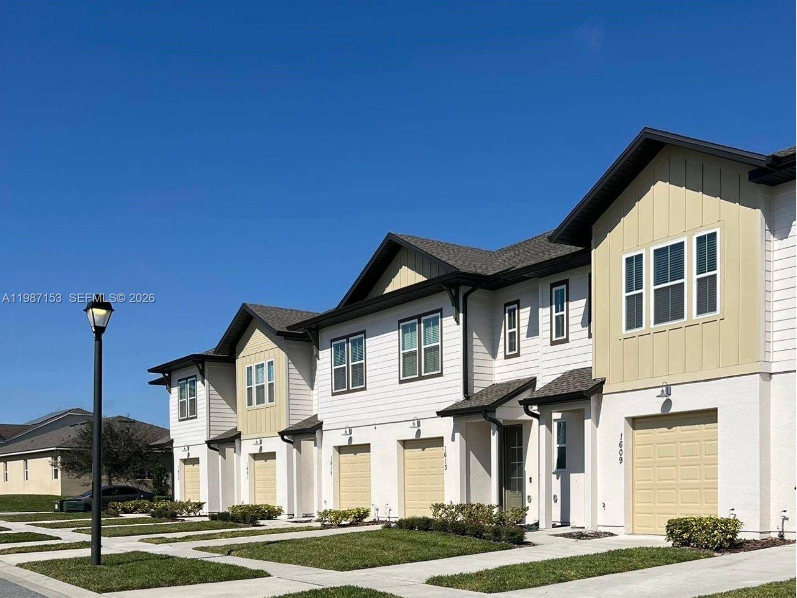 1613 PELICAN DRIVEDavenport - picture