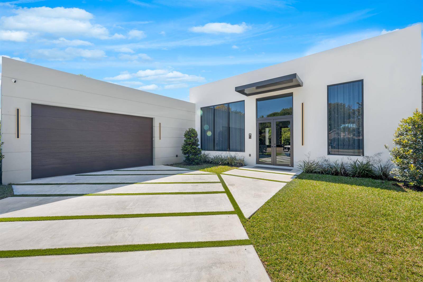 1000 SW 93rdPlantation - picture