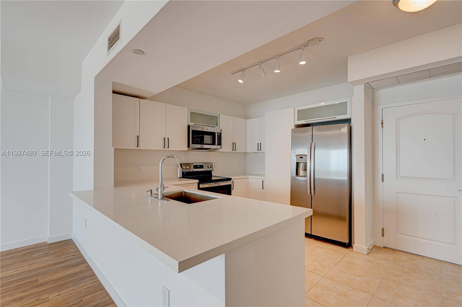 7350 SW 89th StMiami - Condo/Co-Op/Annual,Condo condo unit 1505S - picture