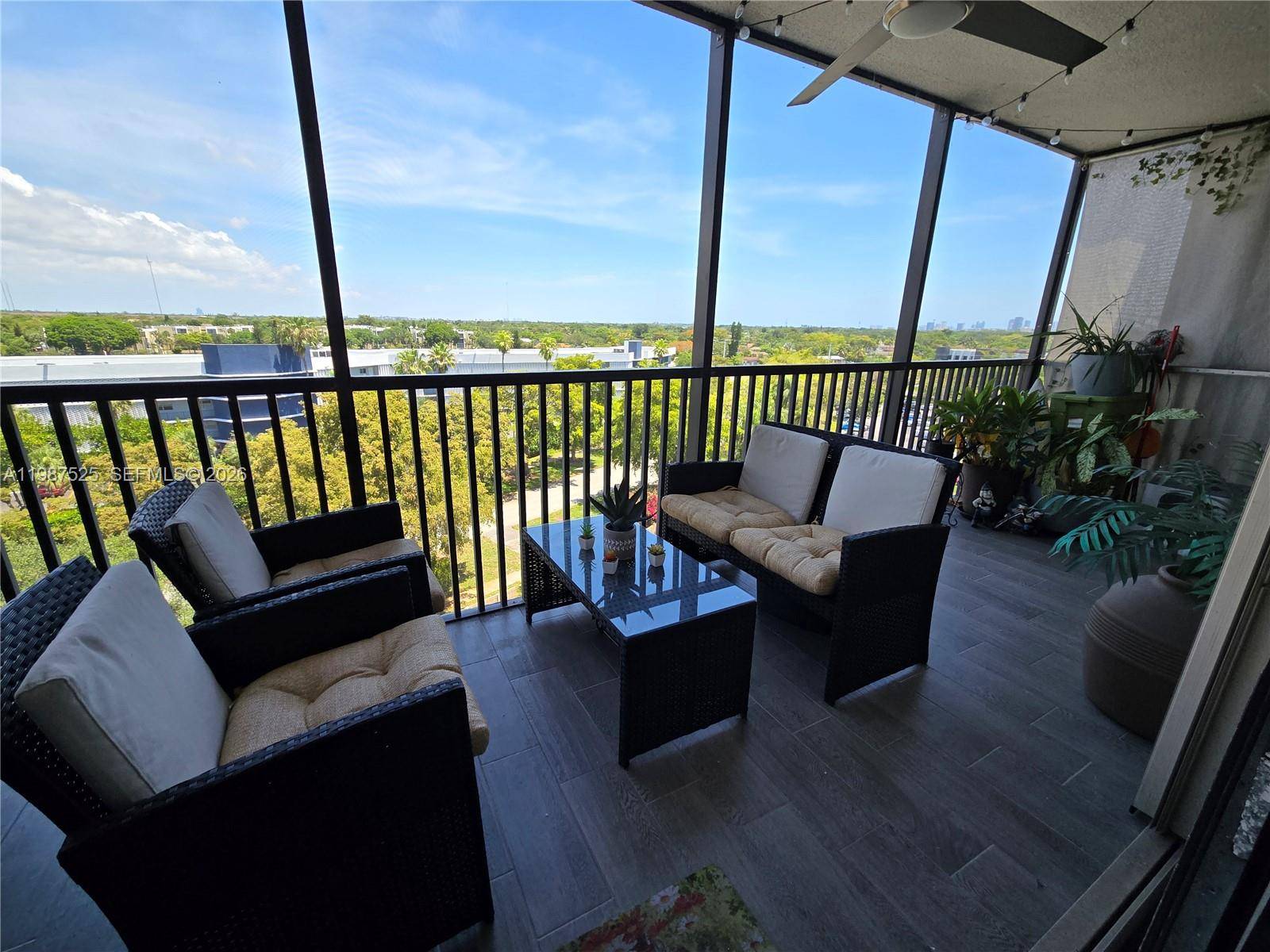 900 NE 195th StMiami - Condo 5+ Stories,Condo condo unit 709 - picture