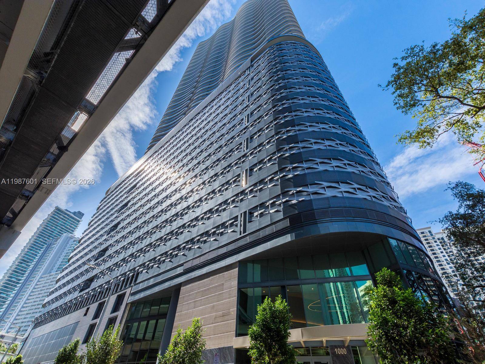 1000 Brickell PlzMiami - BRICKELL FLATIRON CONDO condo unit 4104 - picture