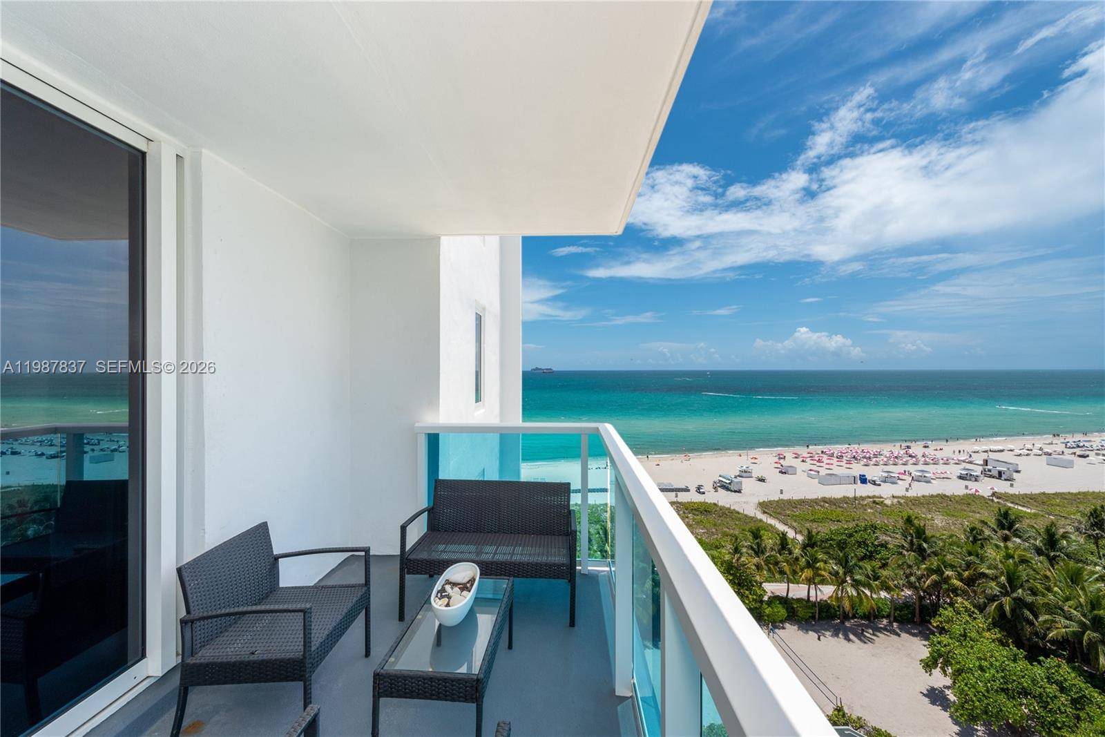 2301 Collins AveMiami Beach - RONEY PALACE CONDO condo unit 1009 - picture