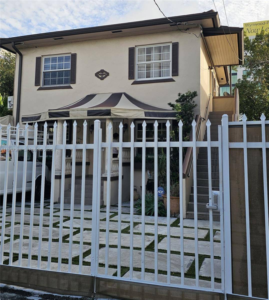 70 NW 31st StMiami - Duplex/Tri/Quad-Annual,Apartment condo unit 1 - picture