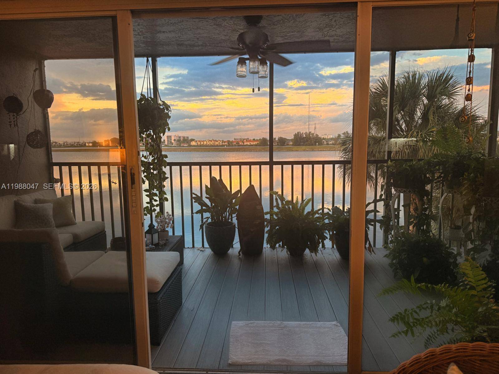 605 Ives Dairy RdMiami - SUMMERTREE VILG CALIF CL condo unit 205-7 - picture