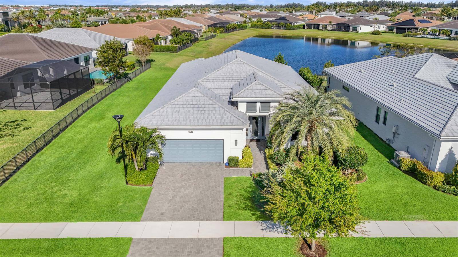 5353 Siesta KeyWestlake - picture