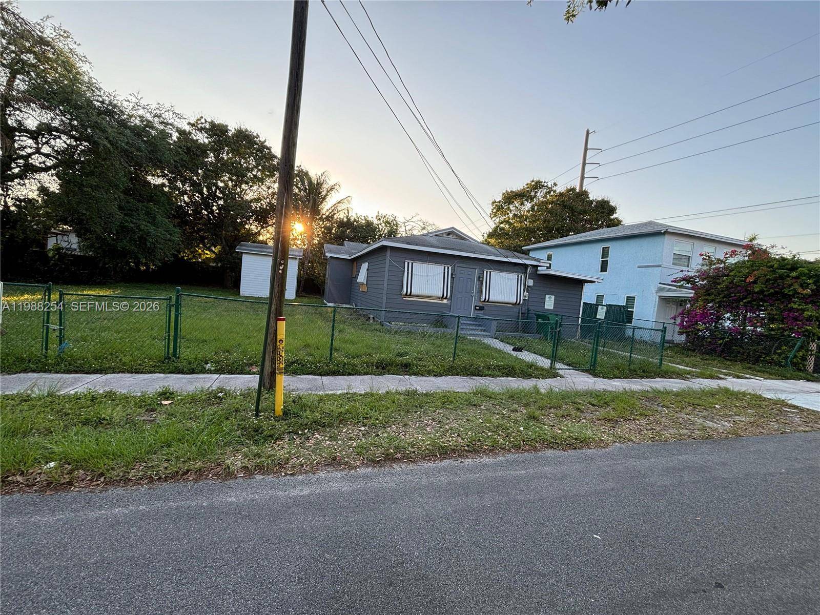 214 SW 1st AveDania Beach - picture