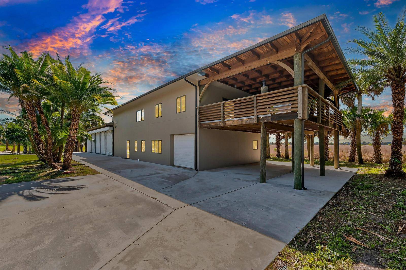 200 S GravesFort Pierce - picture
