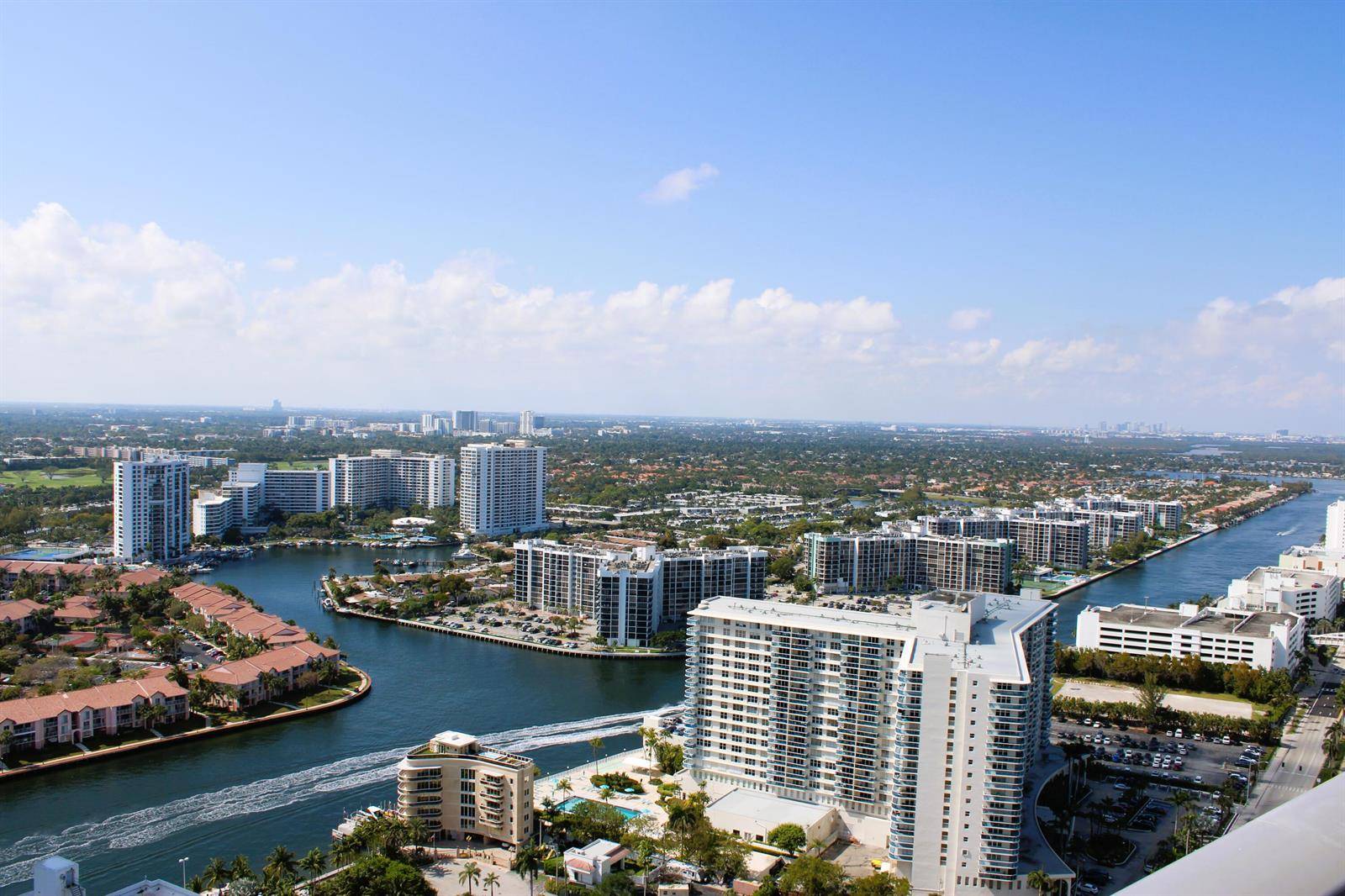 4111 S OceanHollywood - 4111 SOUTH OCEAN DRIVE CON condo unit 3011 - picture