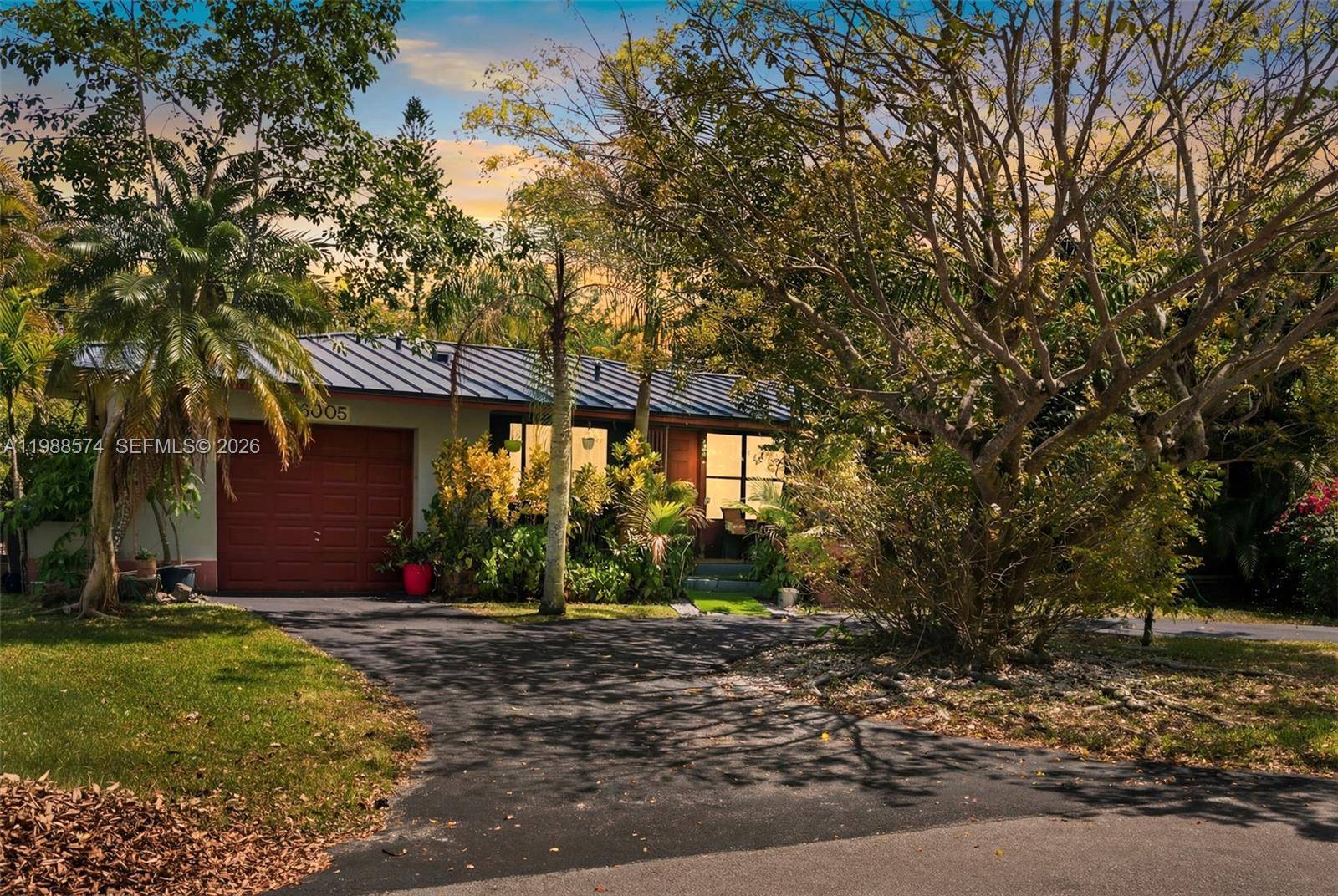 6005 SW 64th PlSouth Miami - picture
