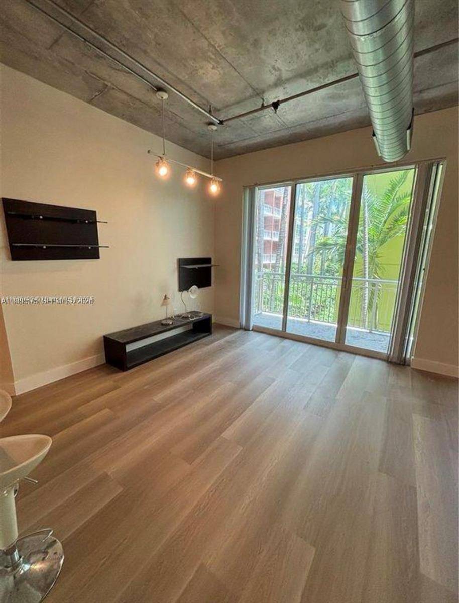 2001 Biscayne BlvdMiami - Condo/Co-Op/Annual,Condo condo unit 2217 - picture