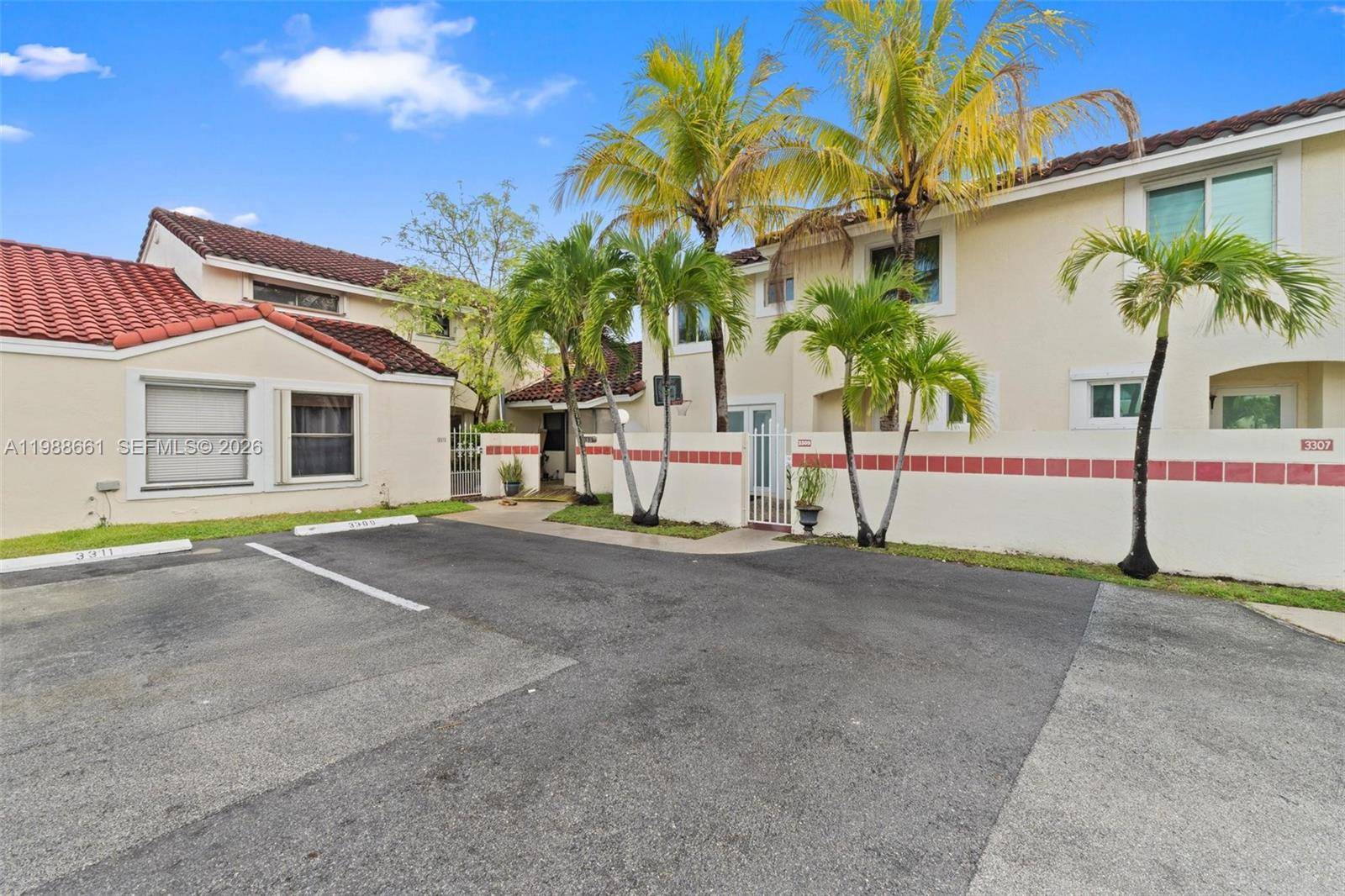 3309 San Remo CirHomestead - picture