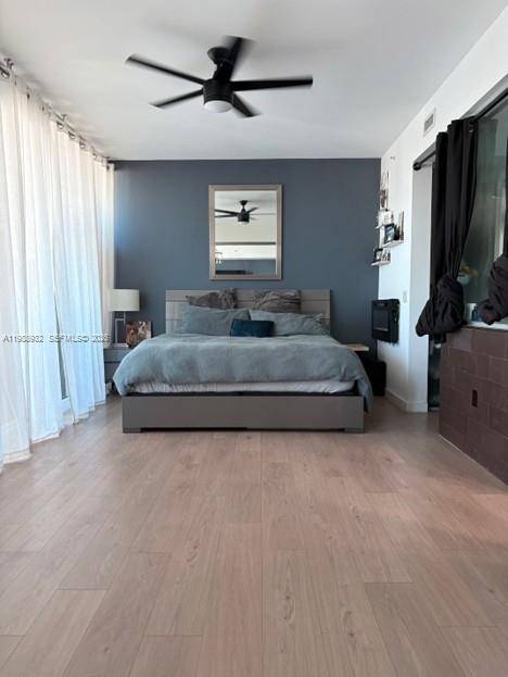 1040 Biscayne BlvdMiami - Condo/Co-Op/Annual,Condo condo unit 1905 - picture