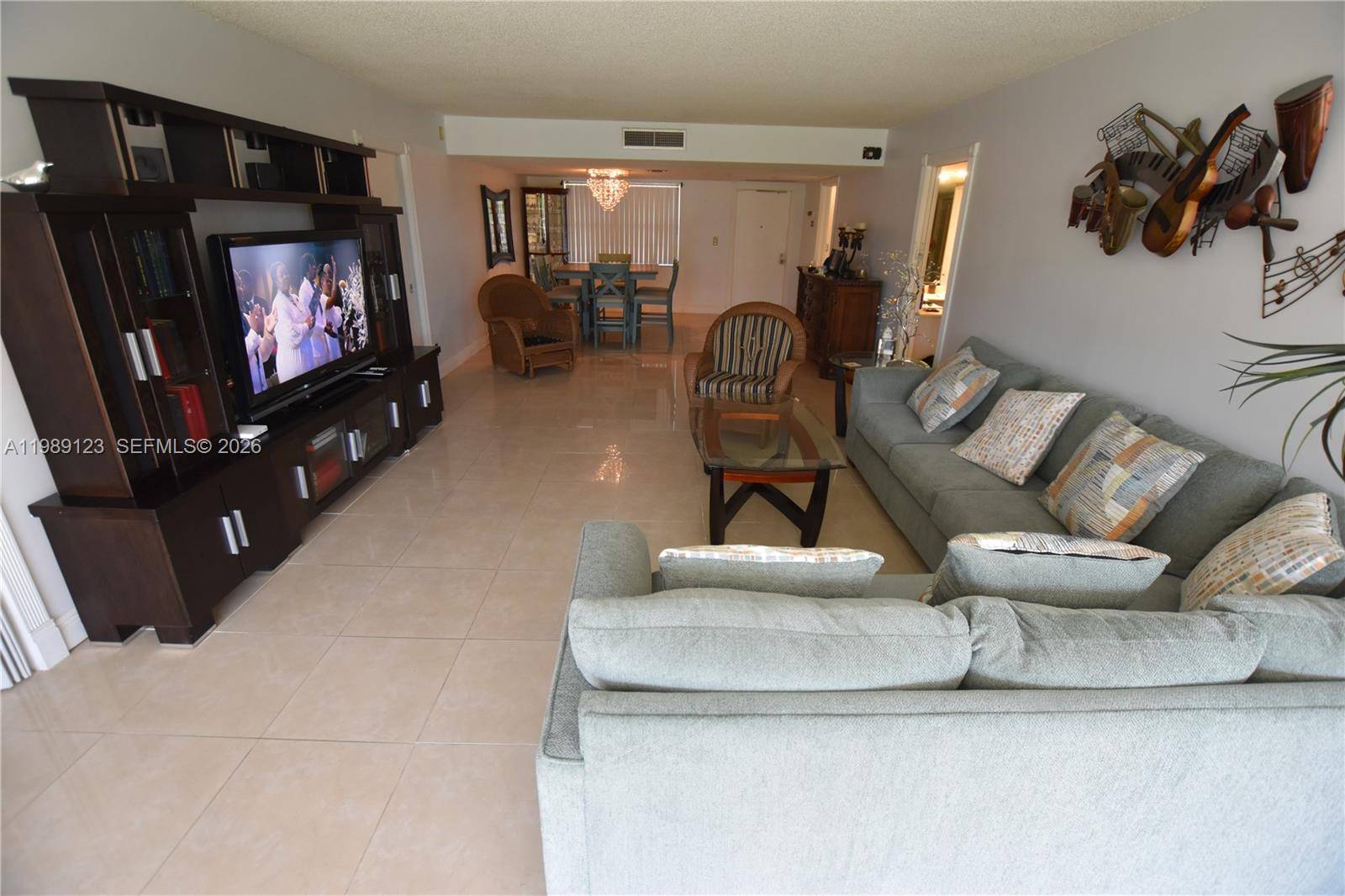 3800 Oaks Clubhouse DrPompano Beach - Condo 5+ Stories,Condo condo unit 309 - picture