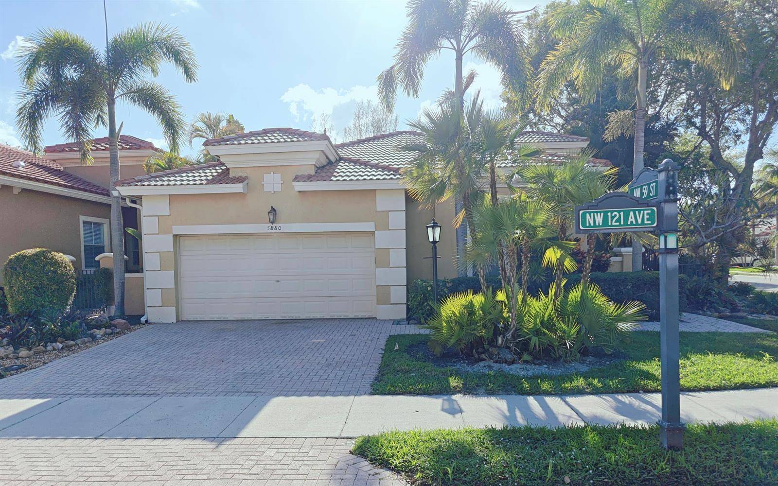 5880 NW 121Coral Springs - picture