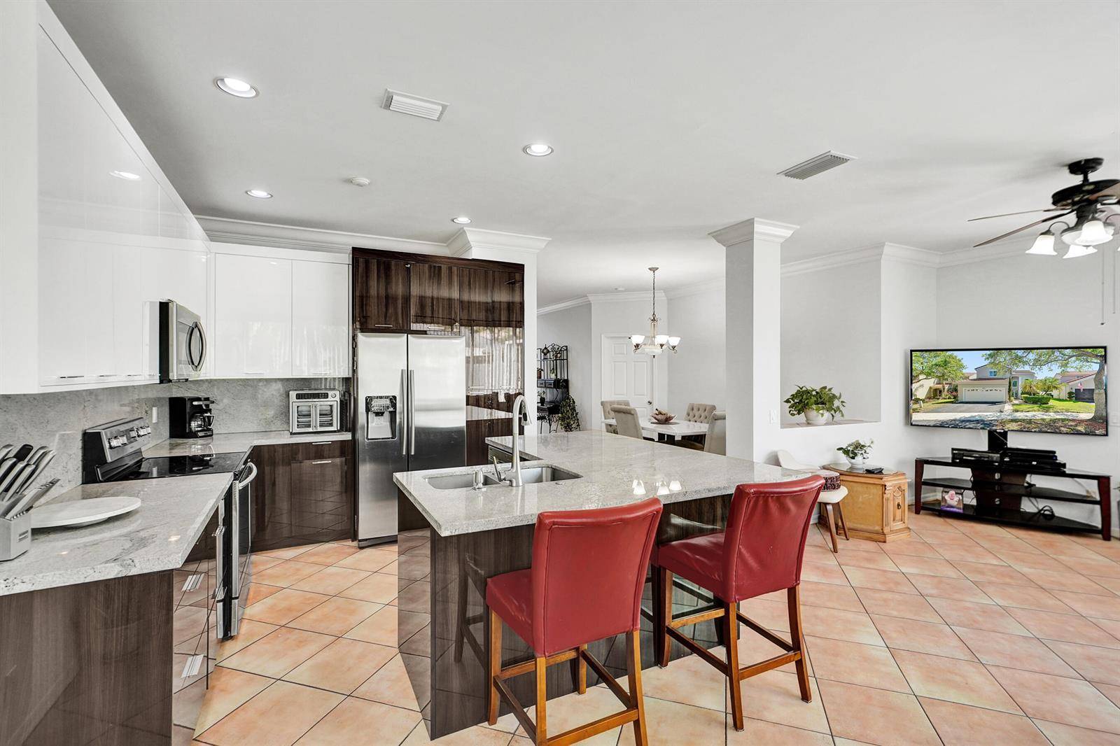 873 StantonWeston - picture