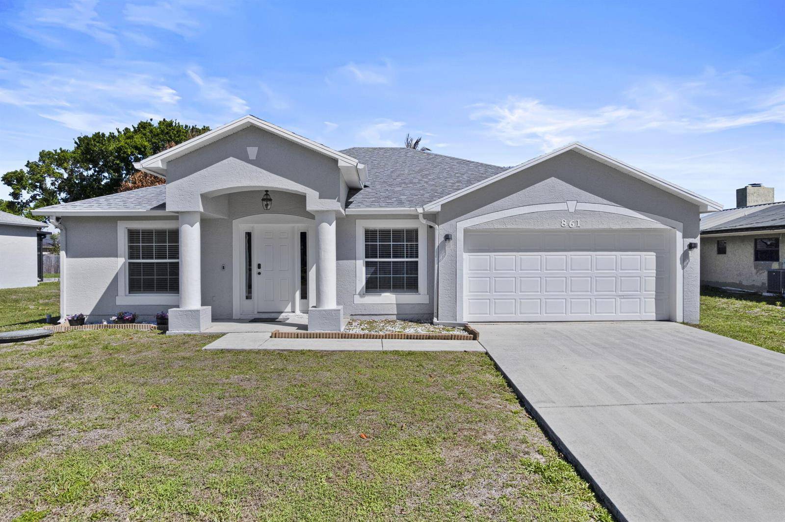 861 SE CavernPort St. Lucie - picture