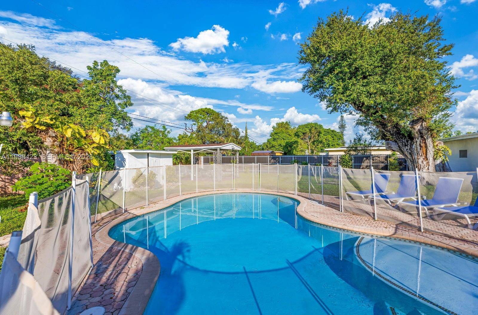 38 Miami Gardens RdWest Park - picture