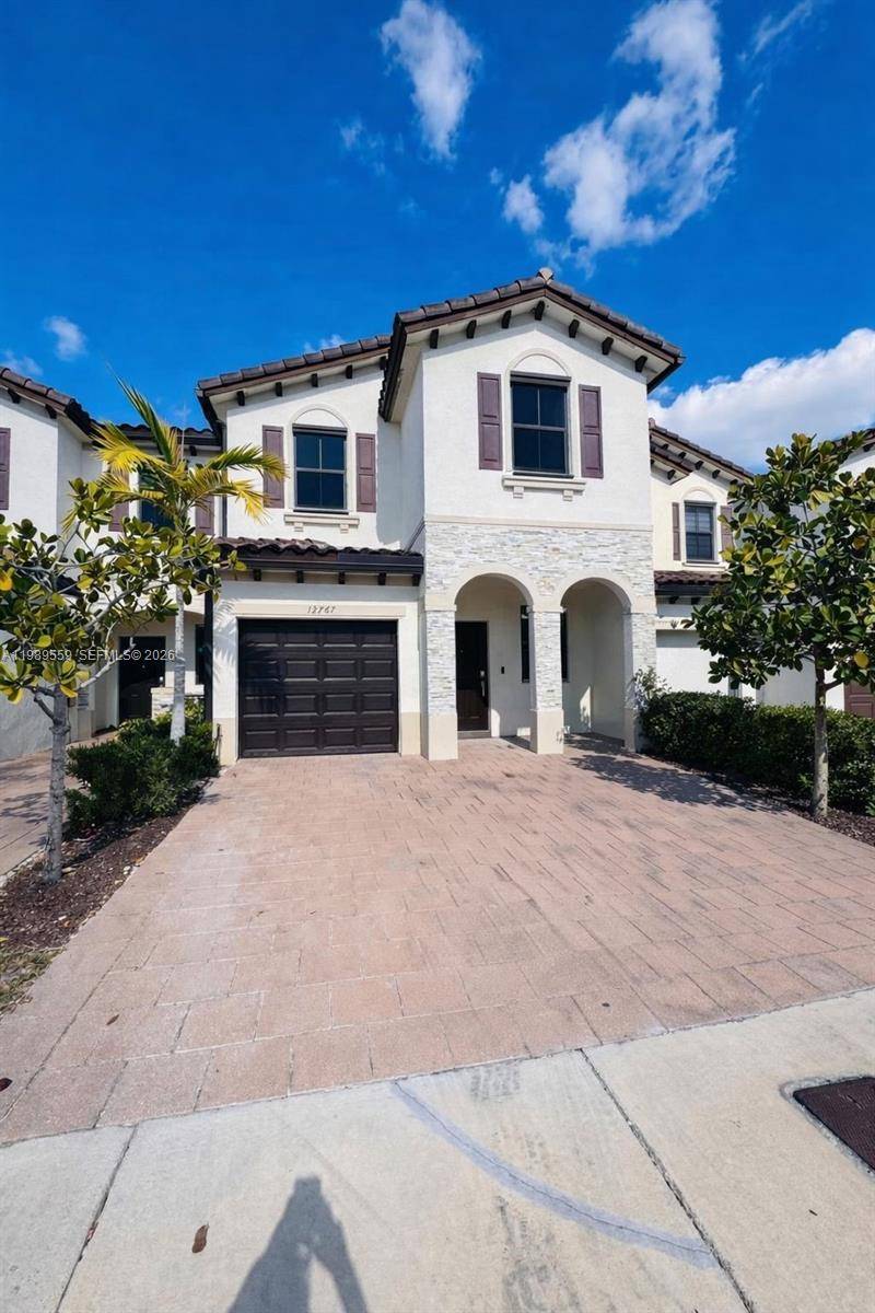 12767 SW 230th TerMiami - picture