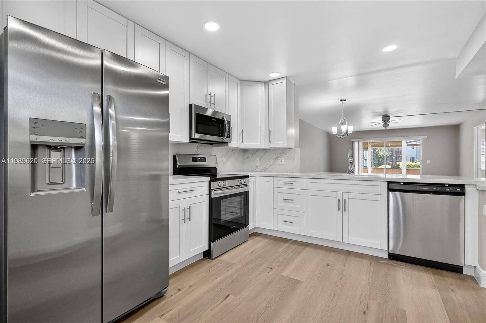 12500 SW 5th CtPembroke Pines - Condo 1-4 Stories,Condo condo unit 109M - picture