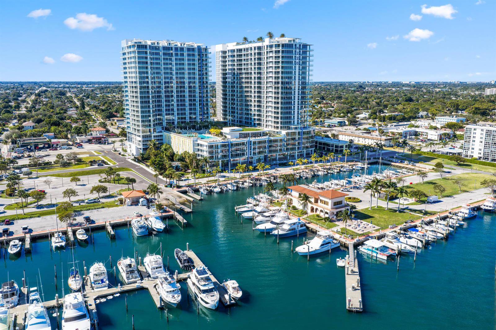 220 Lake ShoreLake Park - Nautilus 220 condo unit 1125 - picture