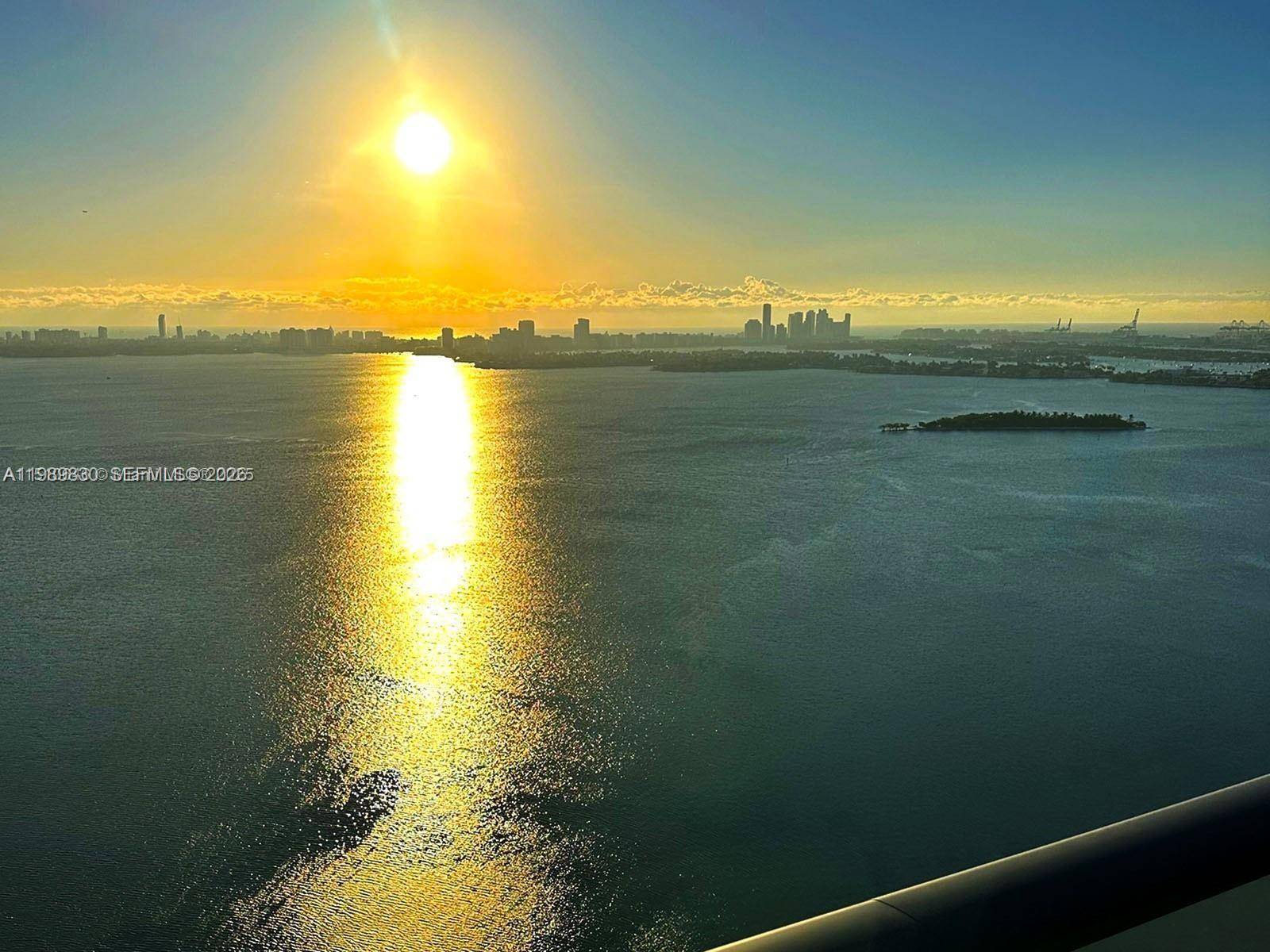 3131 NE 7th AveMiami - Condo/Co-Op/Annual,Condo condo unit 1703 - picture