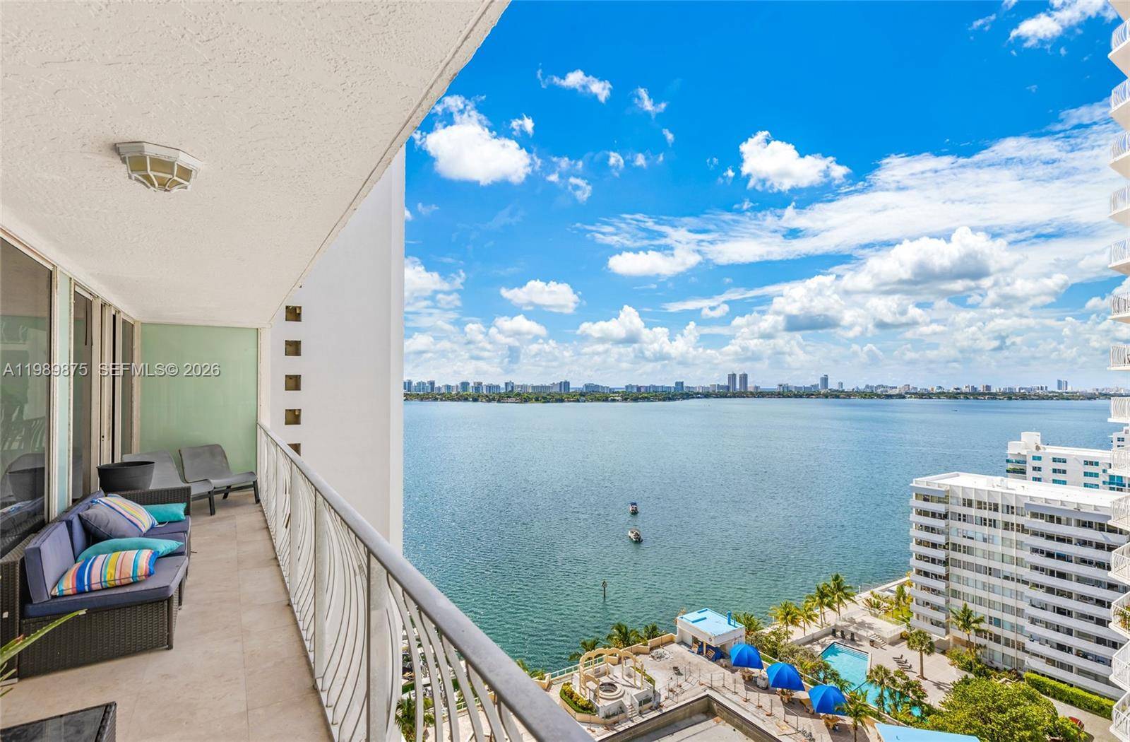 7601 E Treasure DrNorth Bay Village - THE GRANDVIEW PALACE COND condo unit 1924 - picture