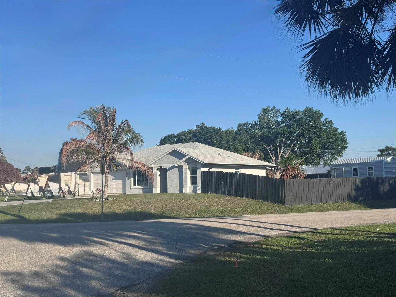272 SW CrescentPort St. Lucie - picture