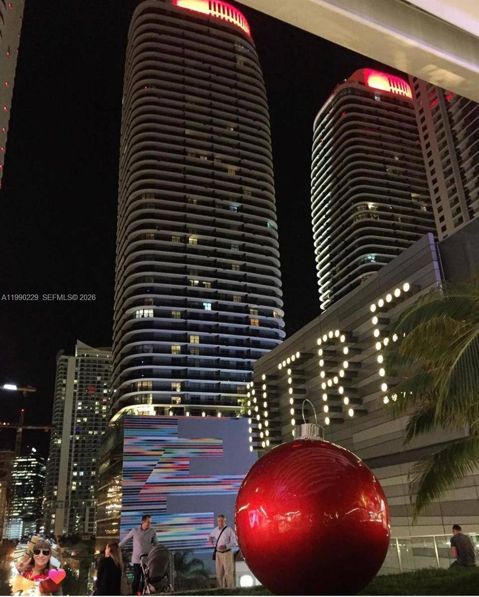 45 SW 9th StMiami - Condo/Co-Op/Seasonal,Condo condo unit 1401 - picture