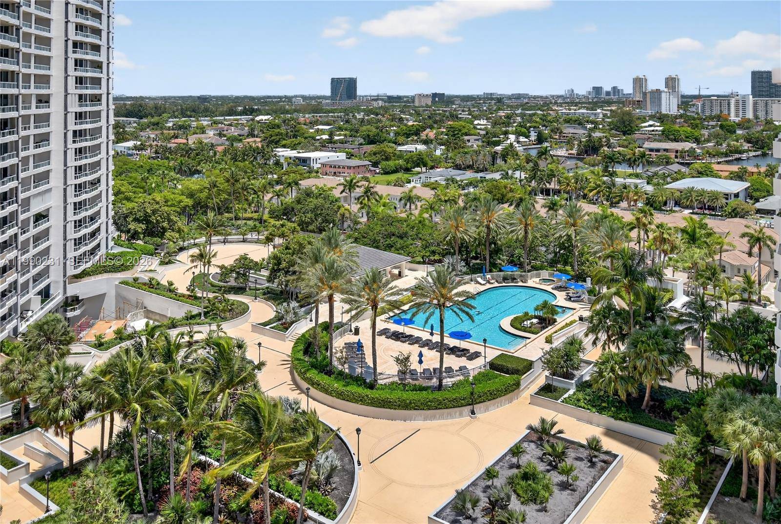 21150 Point PlAventura - ATLANTIC II AT THE POINT condo unit 1505 - picture