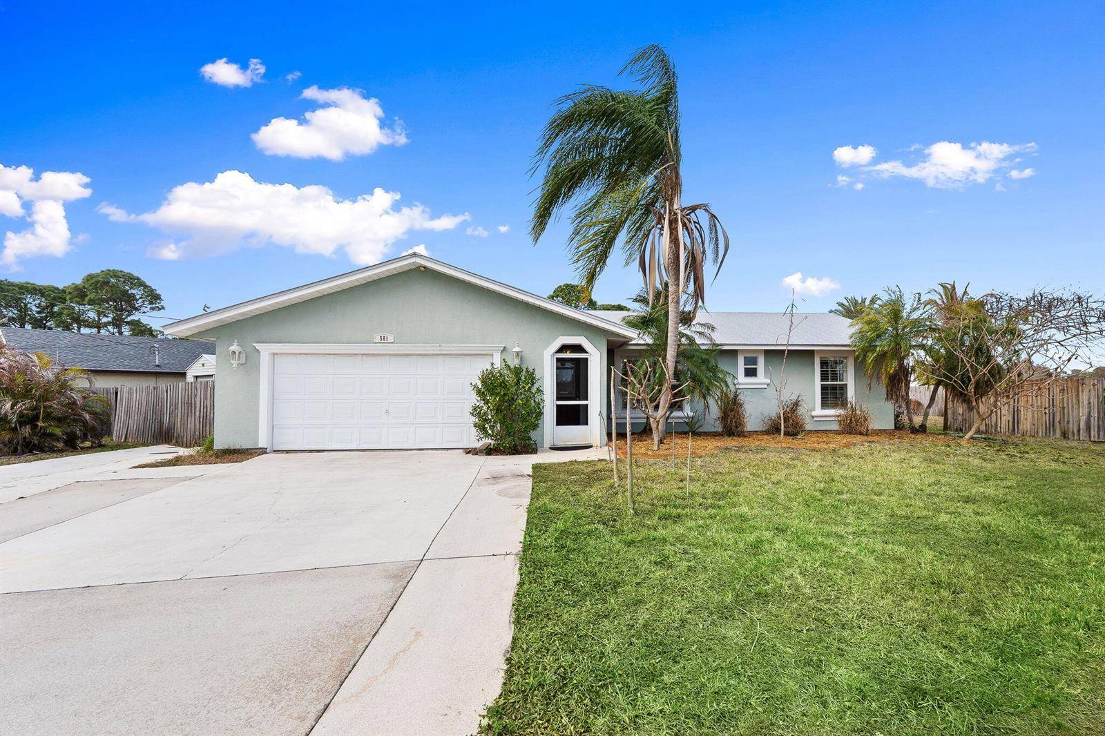 501 SW ToddPort St. Lucie - picture