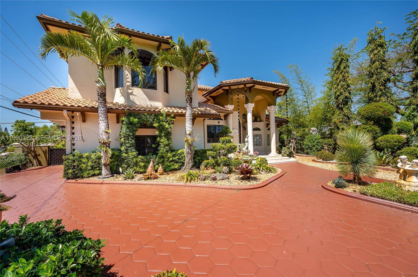 588 Miller DrMiami Springs - picture