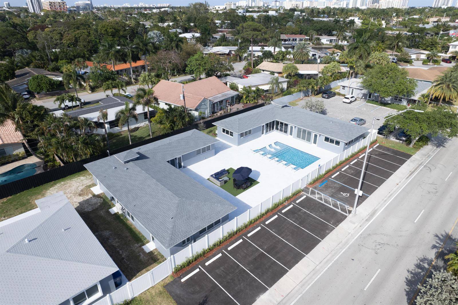 2025 NE 26thWilton Manors - CORAL GARDENS,Sunshine Manor condo unit 1-3 - picture