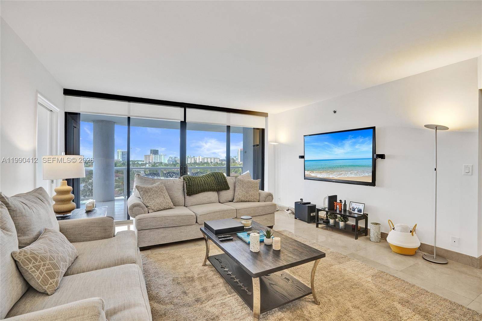 3598 Yacht Club DrAventura - Condo 5+ Stories,Condo condo unit 702 - picture