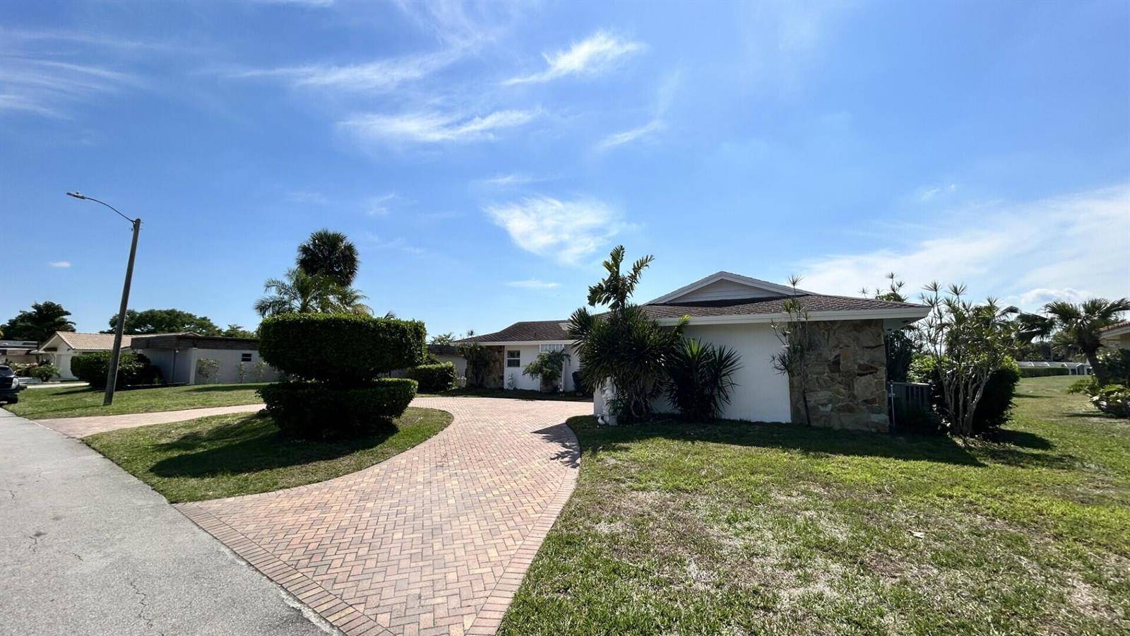 5728 S BayberryTamarac - picture
