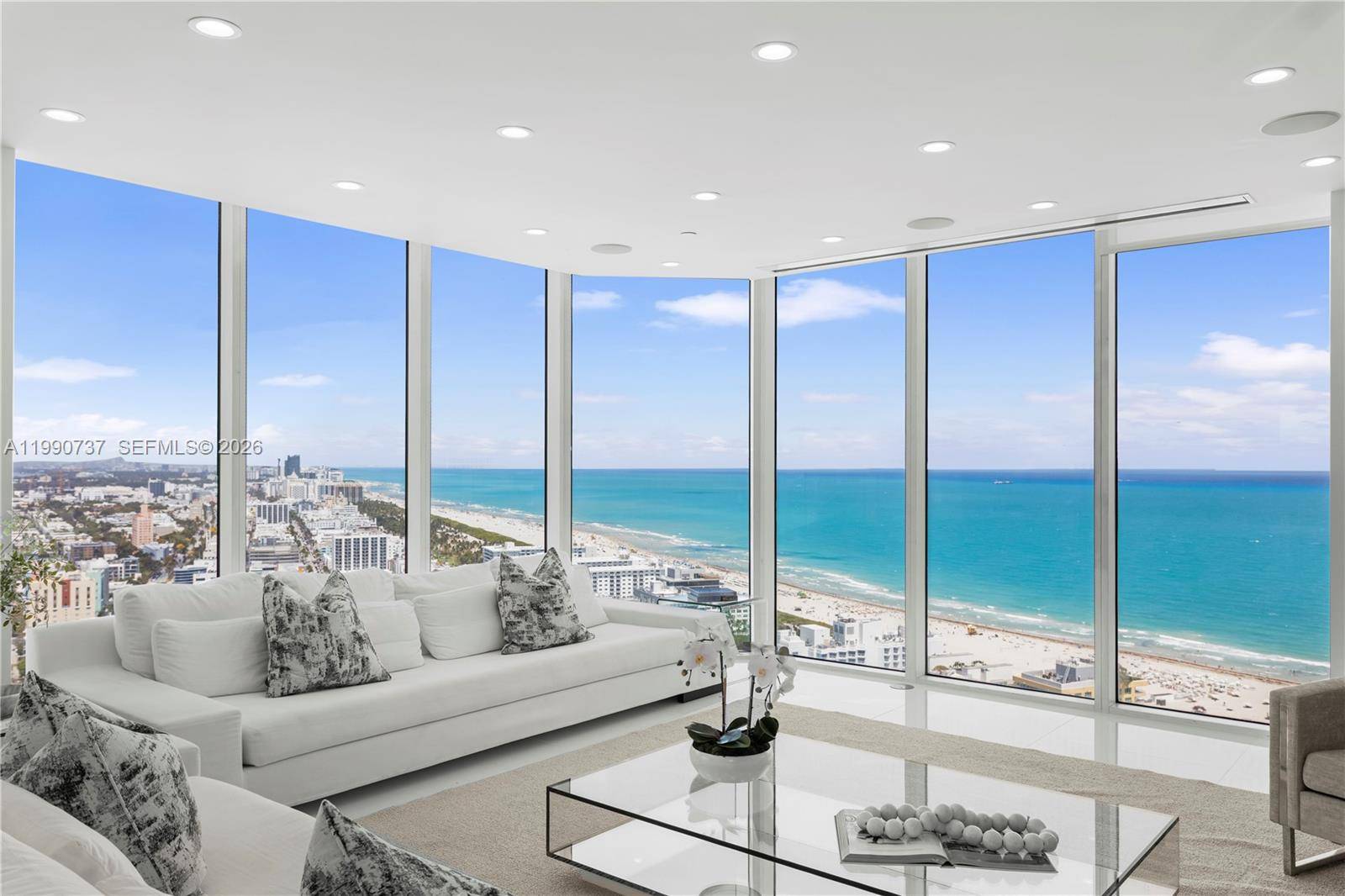 300 S Pointe DrMiami Beach - PORTOFINO TOWER CONDO condo unit 3405 - picture