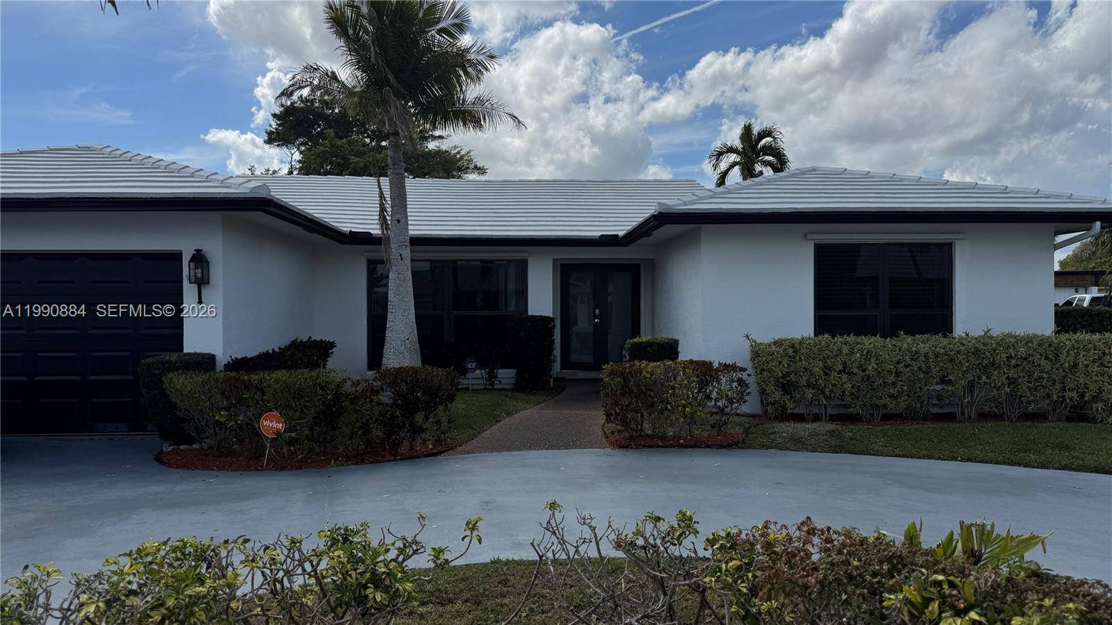 4905 Bayberry LnTamarac - picture