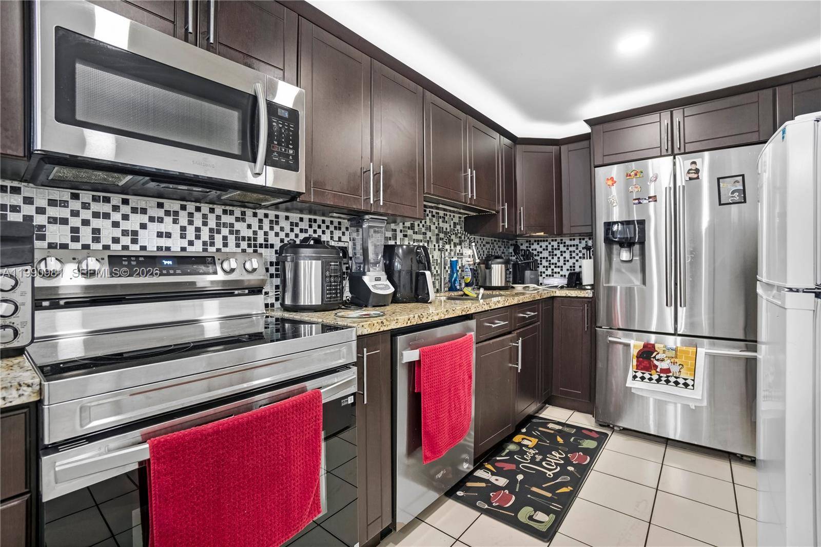 9403 SW 76th StMiami - SUNSET PALMS EAST CONDO condo unit Y17 - picture
