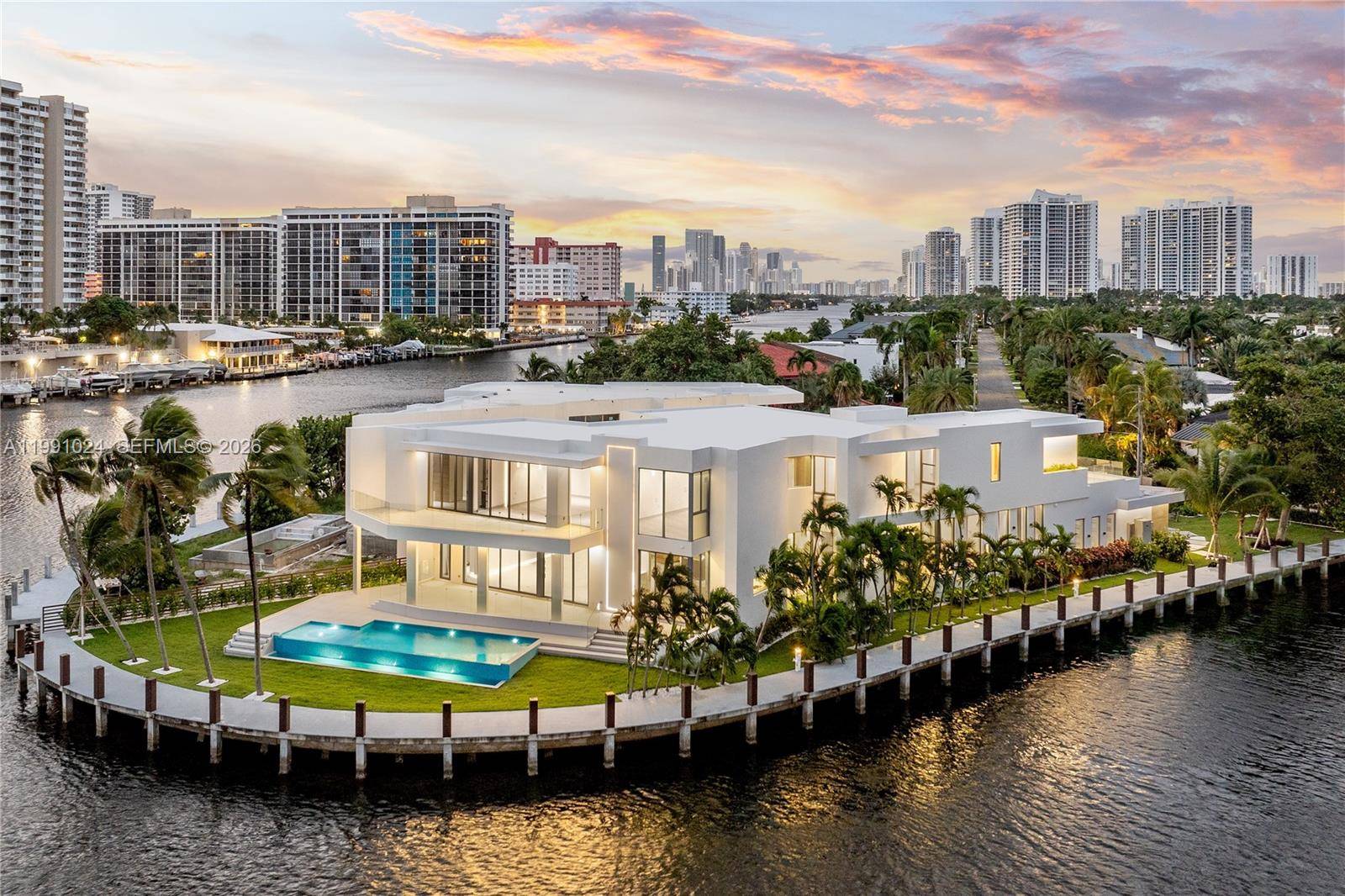 501 Palm DrHallandale Beach - picture