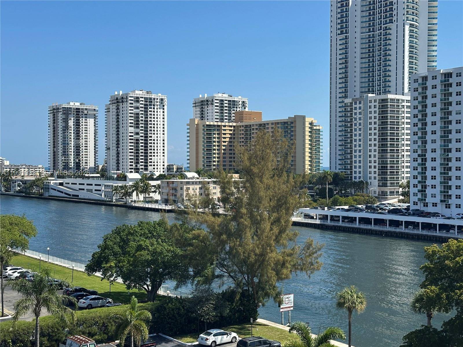 600 Parkview DrHallandale Beach - Condo 5+ Stories,Condo condo unit 717 - picture