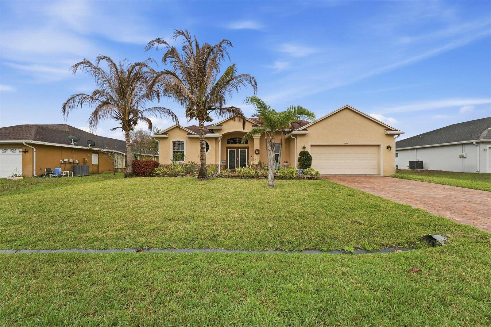 6988 NW HartneyPort St. Lucie - picture