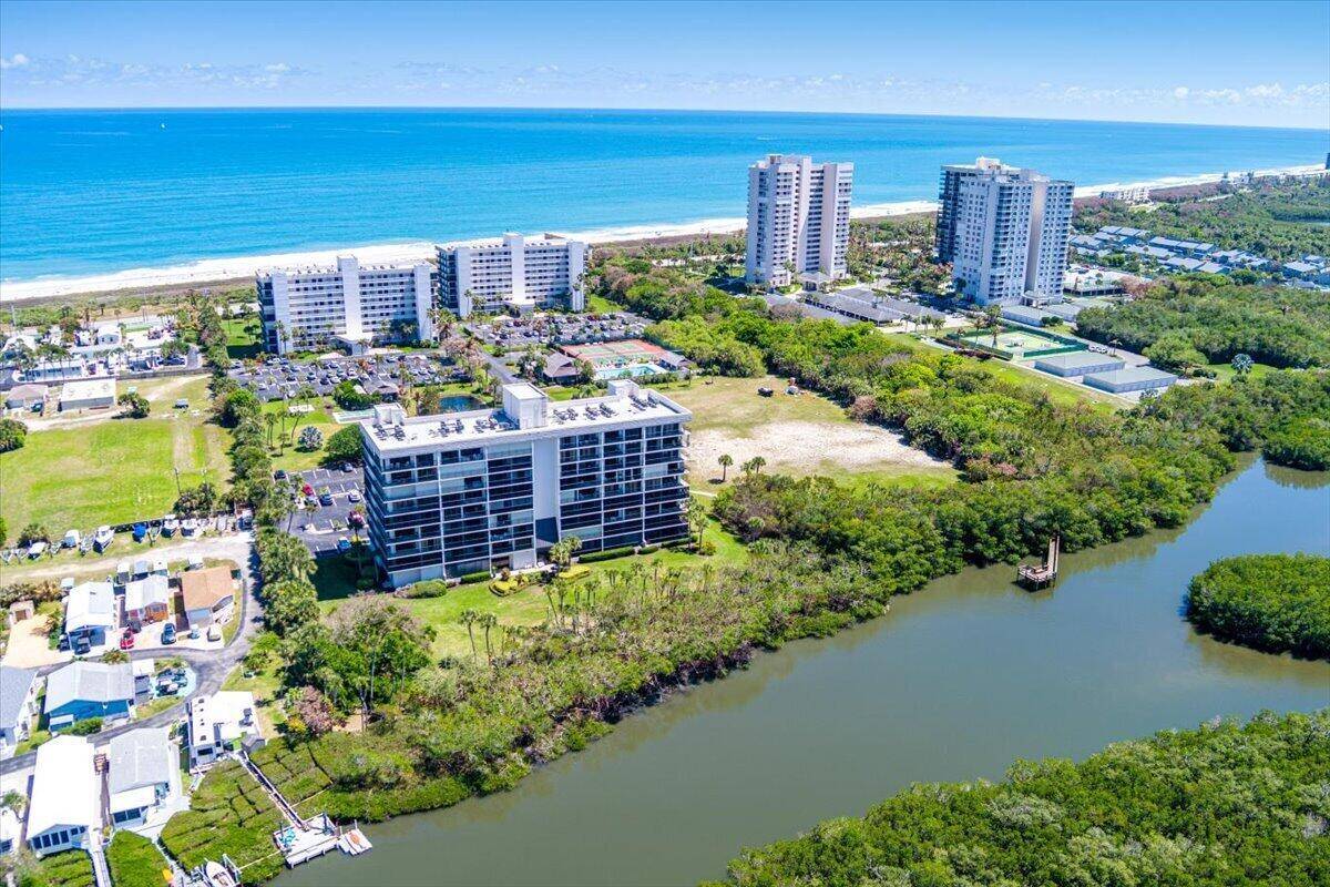 5059 N Hwy A1aHutchinson Island - BRYN MAWR OCEAN TOWERS, A ,BRYN MAWR OCEAN TOWE condo unit 401 - picture