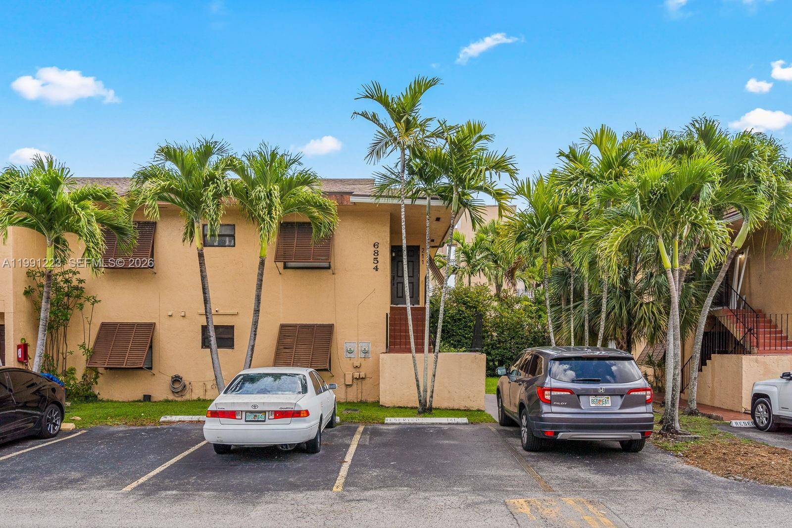 6854 NW 173rd DrHialeah - LAGUNA TROPICAL CONDO condo unit 210 - picture