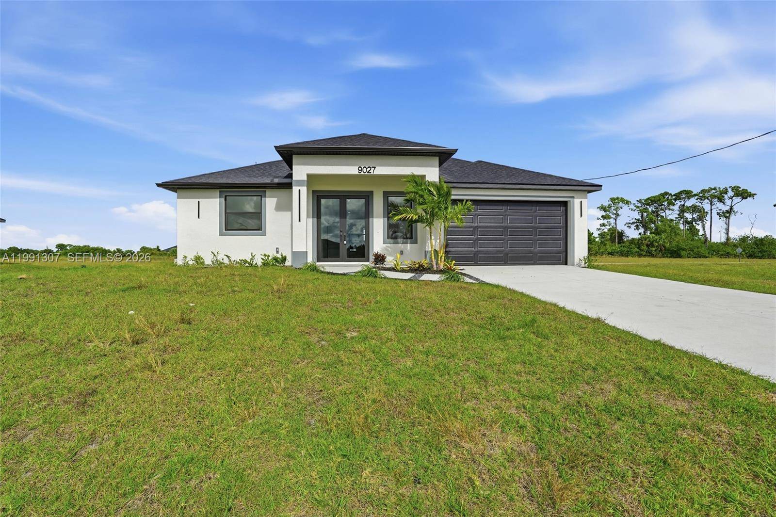 9027 bamboo cirLa Belle - picture