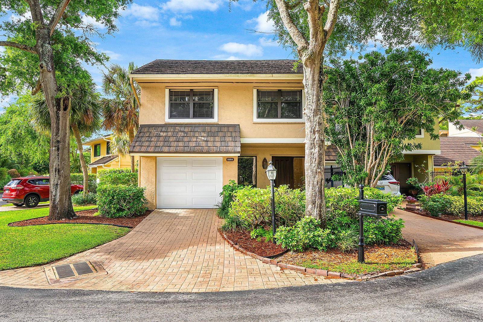 5664 SantiagoBoca Raton - picture