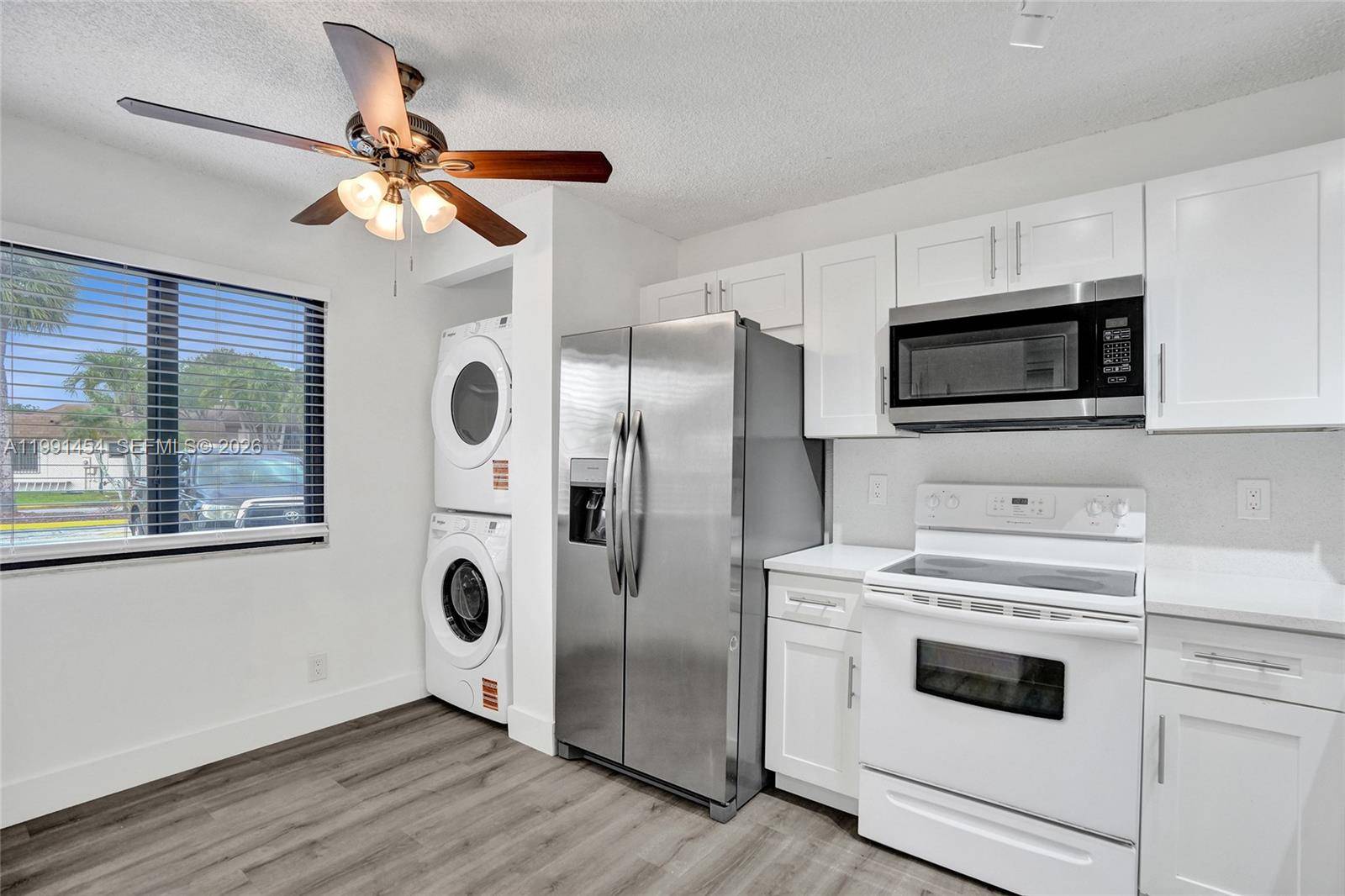 7951 Southgate BlvdNorth Lauderdale - ROYALE GARDENS CONDO condo unit F1 - picture