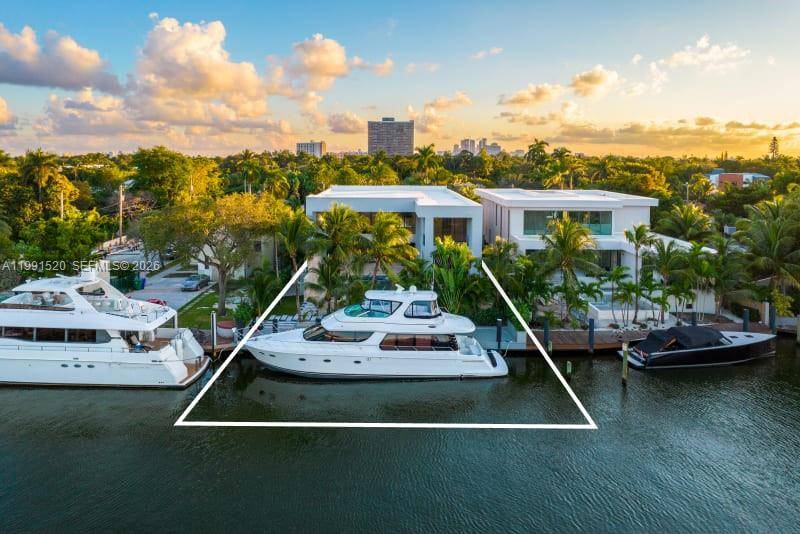 775 NE 77th TerMiami - picture