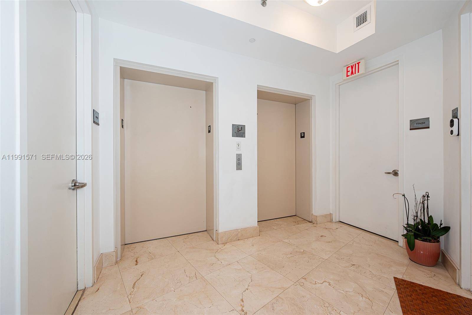 16001 collins aveSunny Isles Beach - TDR TOWER I CONDO condo unit 1005 - picture