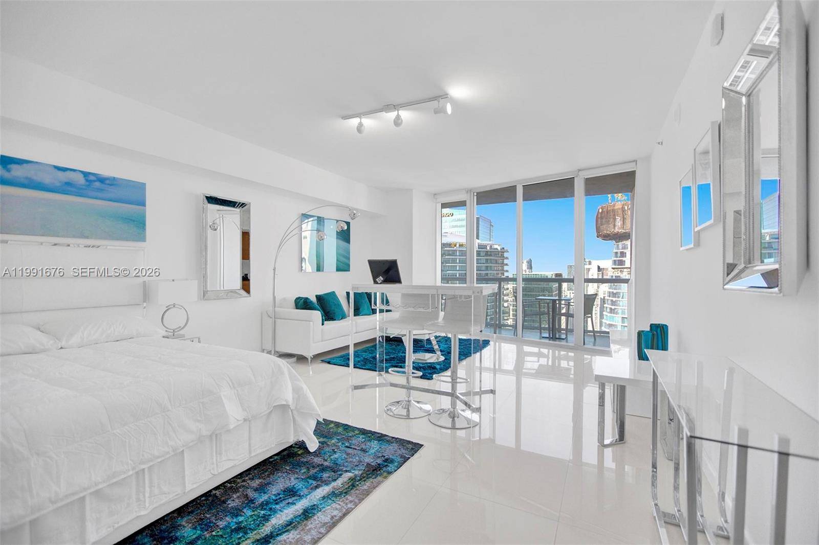 475 Brickell AveMiami - ICONBRICKELL CONDO NO 1 condo unit 5010 - picture