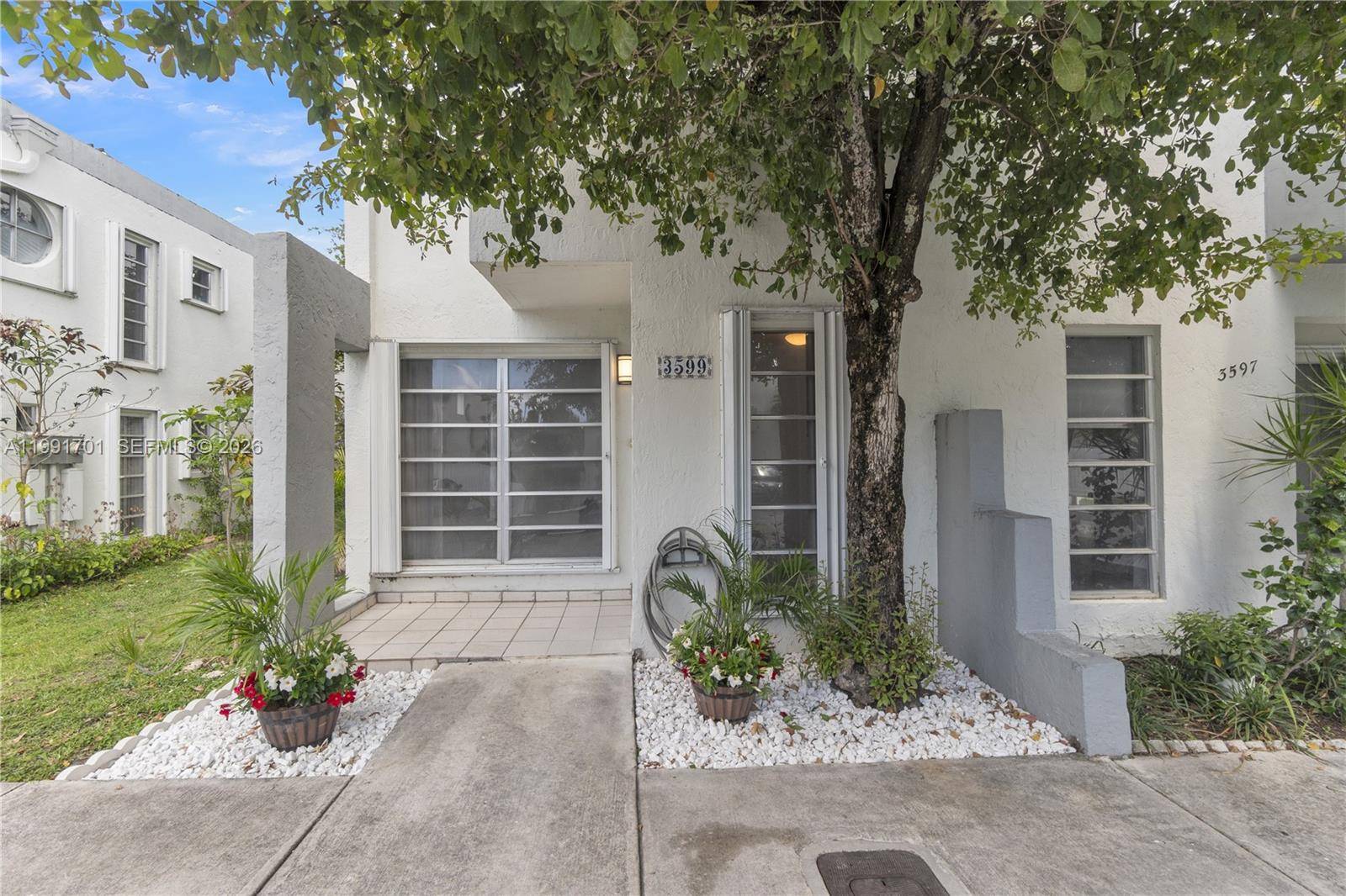 3599 SW 17th StMiami - ALHAMBRA MANORS CONDO condo unit 3599 - picture